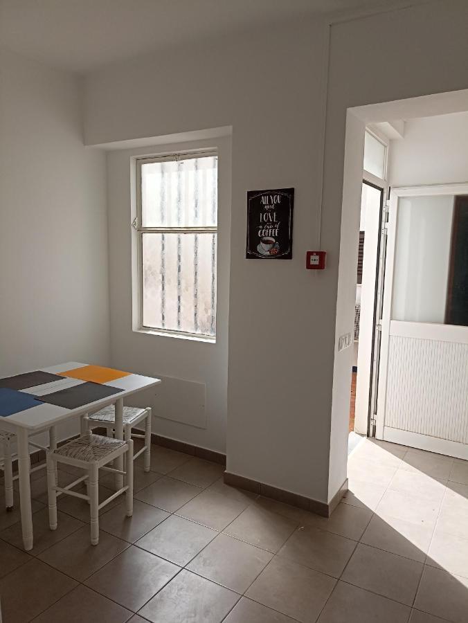 Hostel Vilarade Portimão Εξωτερικό φωτογραφία